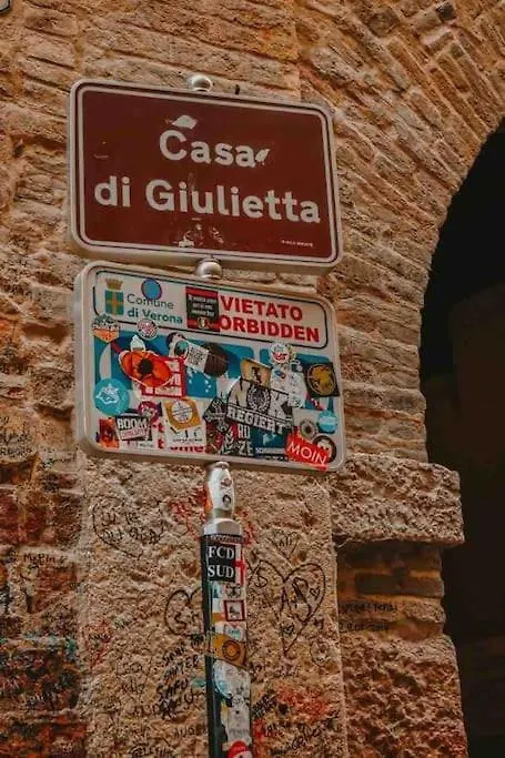 Small & Elegance - Your Romantic Travel In Verona Lejlighed